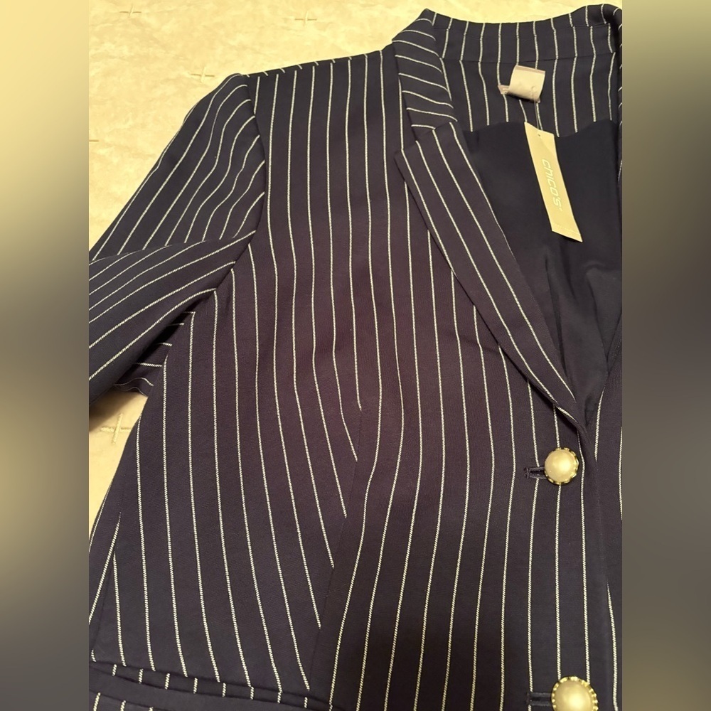 NWT Chico's Navy and White Striped Blazer Women’s XLP Ruffled Cuff Pearl Buttons - Picture 5 of 10